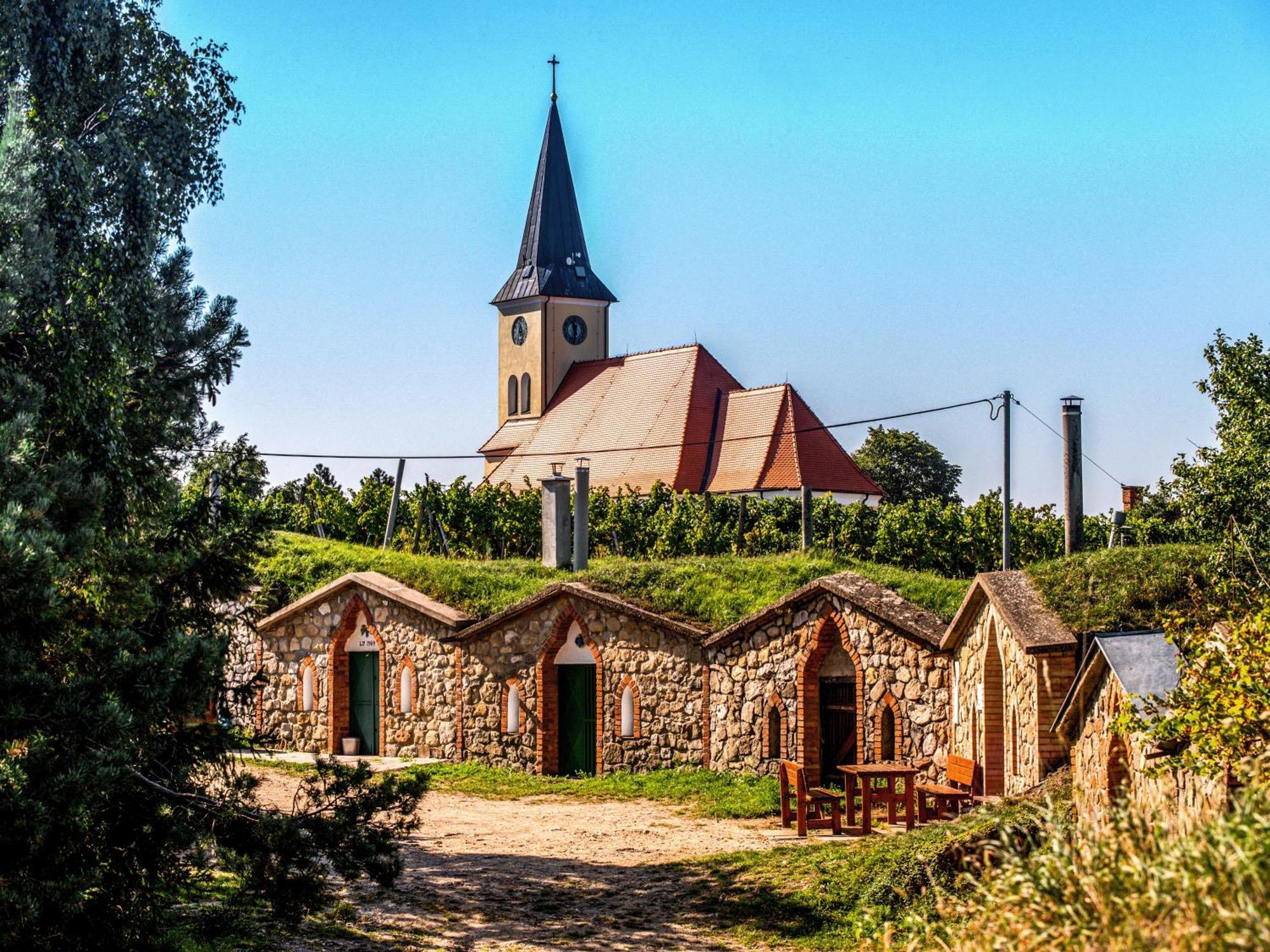 Penzion U Tri Ruzi Vrbice Bagian luar foto